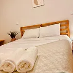 بيت للعطل Penagoda House إسبِنو